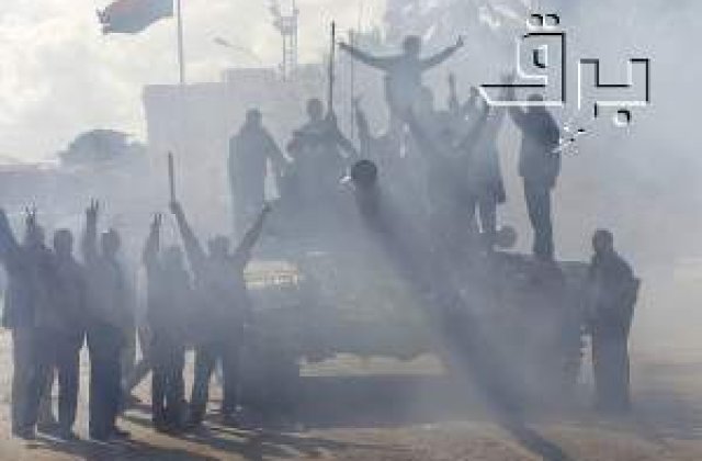 Rebelii ataca NATO: "Ii lasati pe civili sa moara!"