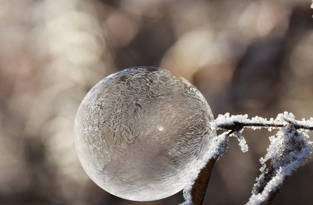 Romania trece la ora de iarna. Ceasurile se dau inapoi cu o ora in noaptea de sambata spre duminica