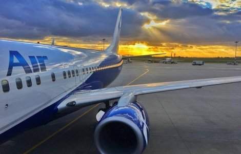 Un avion al companiei Blue Air a aterizat de urgenta la Budapesta