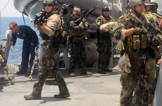 Doi membri SEAL sunt anchetati in uciderea unui militar american