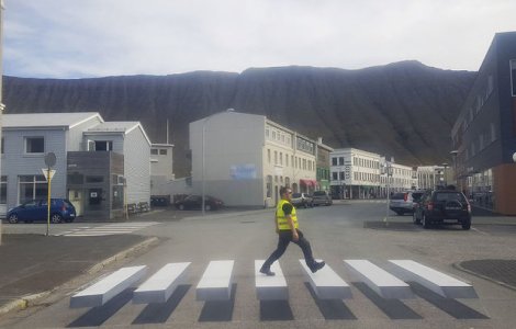 Islandezii au treceri de pietoni 3D. Cum arata si ce rol au