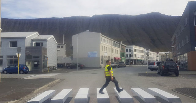 Islandezii au treceri de pietoni 3D. Cum arata si ce rol au