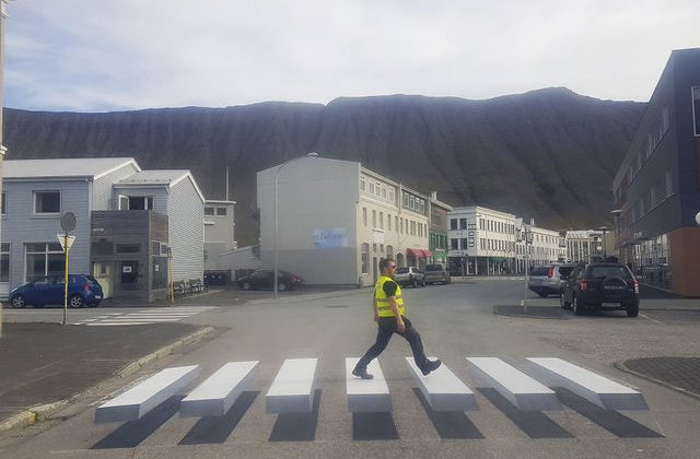 [VIDEO] Islandezii au treceri de pietoni 3D. Cum arata si ce rol au