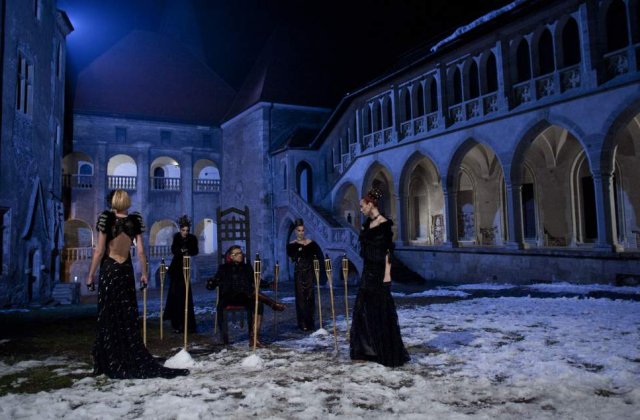 [FOTO] Prezentare de moda la - 10 grade