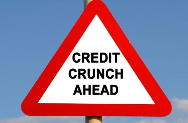 BNR avertizeaza: Creditele in valuta nu sunt pentru populatie