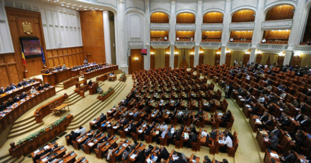 Parlamentul va avea statie de incarcare pentru masinile electrice: senatorii si deputatii vor trebui sa plateasca pentru incarcarea masinilor personale