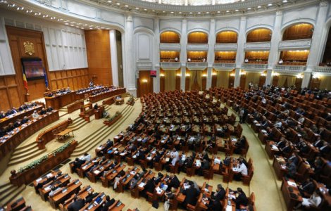 Parlamentul va avea statie de incarcare pentru masinile electrice: senatorii si deputatii vor trebui sa plateasca pentru incarcarea masinilor personale