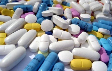 PRIMER: "Il invitam pe premierul Mihai Tudose sa viziteze site-urile de fabricatie de medicamente din Romania pentru a se convinge de progresul tarii noastre in acest domeniu"