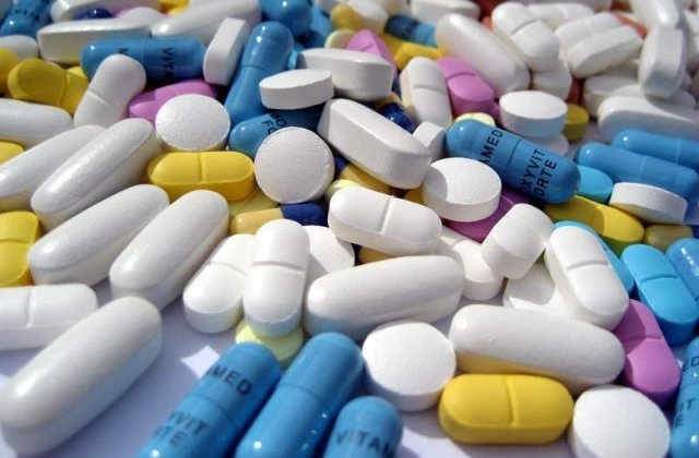 PRIMER: "Il invitam pe premierul Mihai Tudose sa viziteze site-urile de fabricatie de medicamente din Romania pentru a se convinge de progresul tarii noastre in acest domeniu"