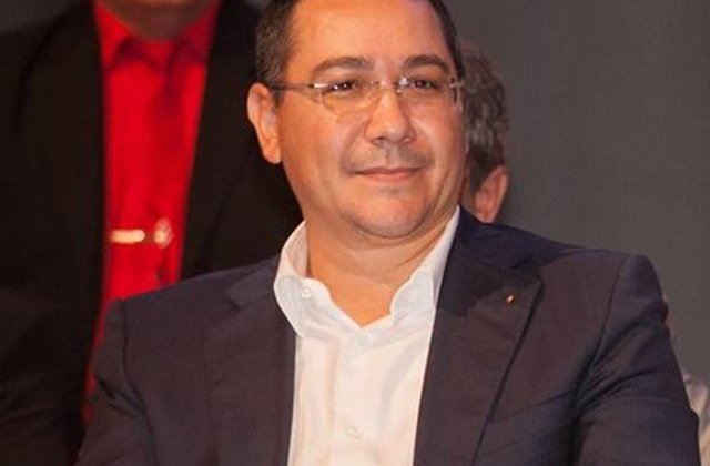 Victor Ponta, despre Tarom: Se distruge un simbol national!