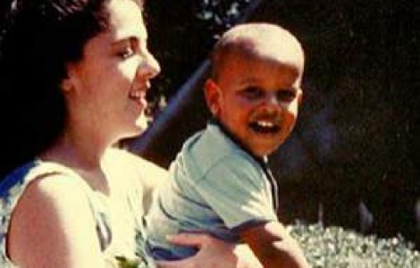 Fotografii sexy cu mama lui Obama si ipoteze privind adevaratul sau tata