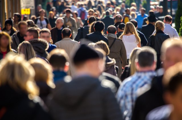 Dragnea: Ne gandim la modificarea legii privind acordarea ajutoarelor sociale. Multi romani care pot munci prefera sa se multumeasca doar cu aceste ajutoare