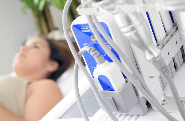 7.500 de noi cazuri de cancer de san au fost diagnosticate anul acesta. La fiecare trei ore, o femeie moare din cauza acestei afectiuni