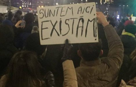 Peste 20.000 de oameni au protestat in Bucuresti impotriva modificarilor legilor justitiei. Mii de persoane au iesit in strada si in tara / VIDEO