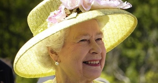 Paradise Papers, o noua investigatie despre averile din paradisurile fiscale: Regina Elisabeta ll-a are o investitie in Insulele Cayman