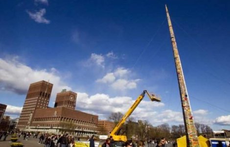 Cel mai inalt turn din piese Lego