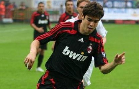 Kaka: "Realul poate sa o bata pe Barcelona"