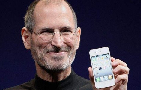 iSteve: Biografia oficiala a sefului Apple va putea fi cumparata in 2012