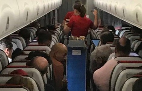 Realizatorul Marius Vintila, dialog cu Dragnea in avion: "Va bateti joc de tara asta"
