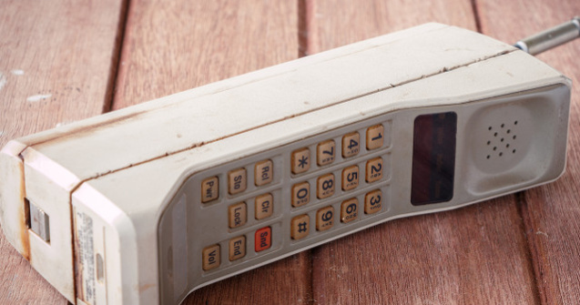 History analizeaza evenimentele de referinta din anii `90 intr-o miniserie in premiera