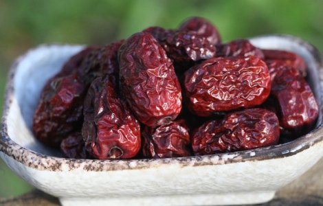  Top  Sunt "fructe-minune"? Ce se intampla in organism daca mananci trei curmale zilnic