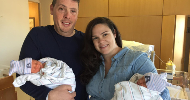 S-a nascut al doilea, dar este mai mare decat fratele sau geaman