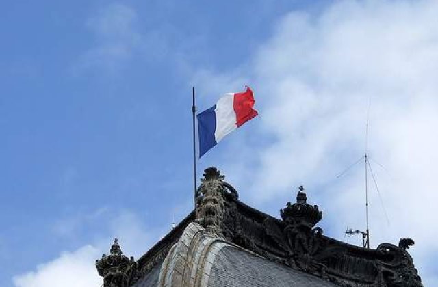 Franta: NATO nu isi joaca bine rolul in Libia