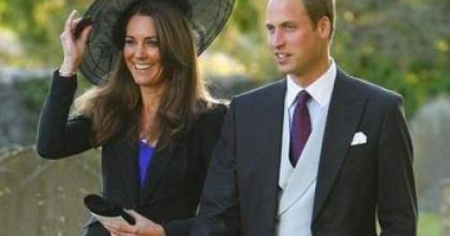 "Cadouri de aur", de la un roman, pentru familia regala din Marea Britanie