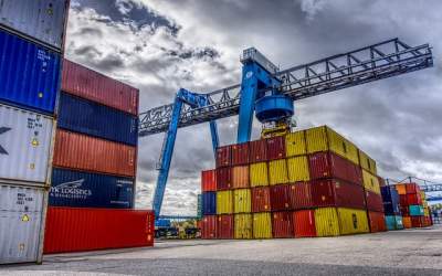 Exporturile Romaniei au...