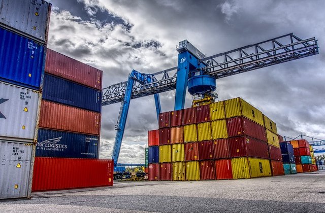 Exporturile Romaniei au crescut cu 5,1%, ajungand la un nivel record