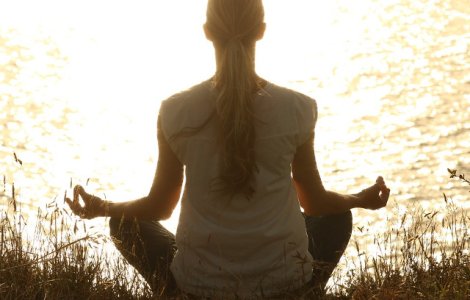  Top  10 moduri prin care oamenii cu un psihic puternic trec peste probleme