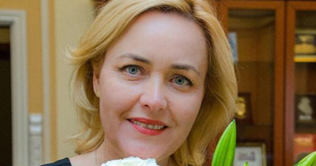 Carmen Dan, gafa gramaticala: "Vreti sa va dau eu, acum, nume si pronume si toate cele?"