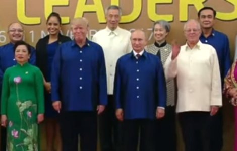 Putin si Trump au dat mana si au schimbat cateva vorbe la un summit in Vietnam / VIDEO