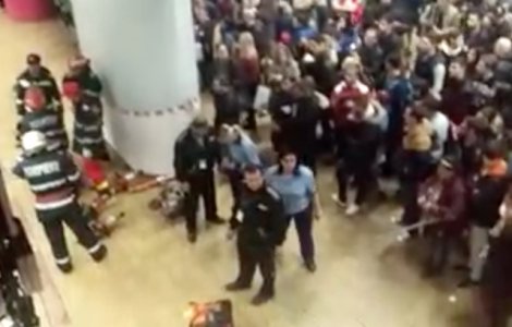 O persoana a incercat sa se sinucida aruncandu-se in fata metroului, in statia Unirii