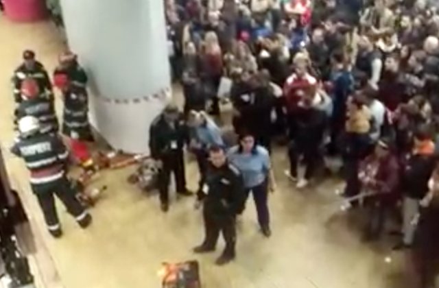 O persoana a incercat sa se sinucida aruncandu-se in fata metroului, in statia Unirii