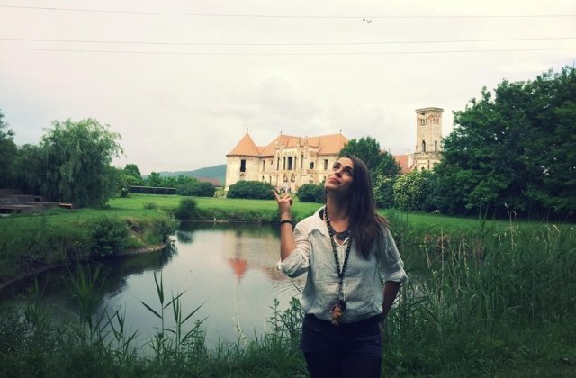 Tanara care sustine ca are un copil cu fostul principe Nicolae: Tac din smerenie, nu pentru ca nu am lucruri de spus