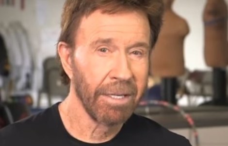 Chuck Norris renunta la cariera pentru a se dedica sotiei care ar fi fost "otravita"