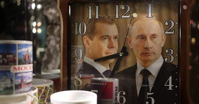 "Bataie prezidentiala" intre Medvedev si Putin?