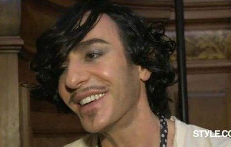  Video  Galliano a pierdut totul