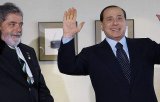 Berlusconi: "Am o mica latura homosexuala" si "voi trai pana la 120 de ani"