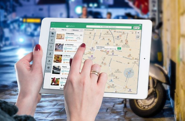 Google Maps va avea o interfata noua care pune accent pe informatii relevante