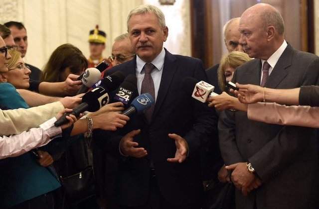 Dragnea si Tudose, asteptati cu huiduieli la sedinta CEx al PSD: "Sa vina DNA sa va ia"