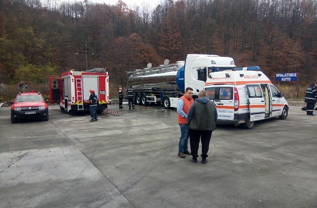 Caras-Severin: Trei barbati au murit intoxicati cu vapori de alcool in timp ce curatau o cisterna de bere