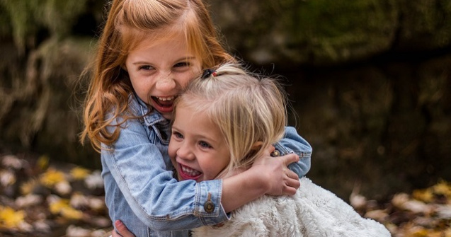  Top  Top 10 jocuri ale copilariei noastre. Care este preferatul tau?