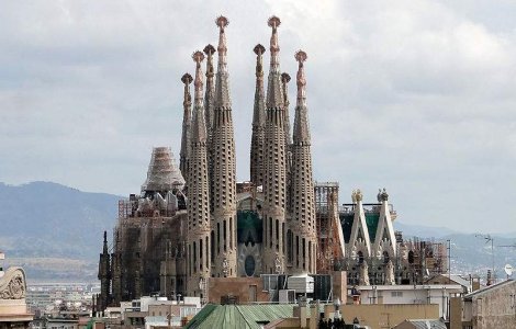 Incendiu la Sagrada Familia. 3000 de turisti au fost evacuati