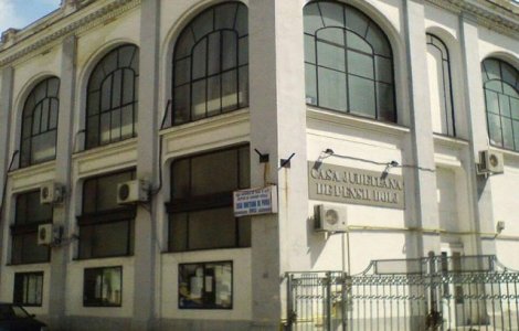 Motivul pentru care mii de pensionari din Dolj datoreaza bani statului