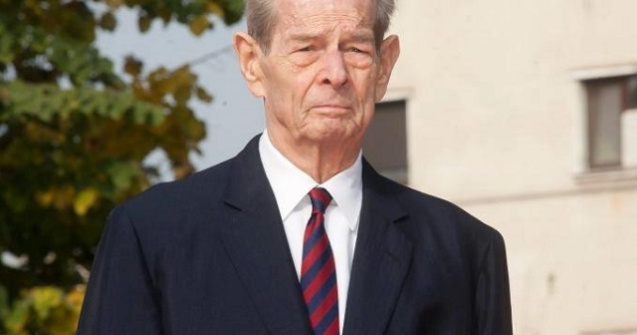 Regele Mihai a fost din nou impartasit