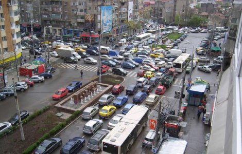 Orasul cu cel mai aglomerat trafic din Europa: 9 zile pe an pierd soferii blocati in ambuteiajele din Bucuresti