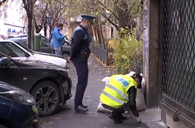 Cinci saci cu 10 milioane de cartele SIM au fost gasiti in spatele unui bloc din Capitala