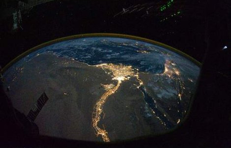 IMAGINE UIMITOARE: Egiptul din spatiu pe timpul noptii